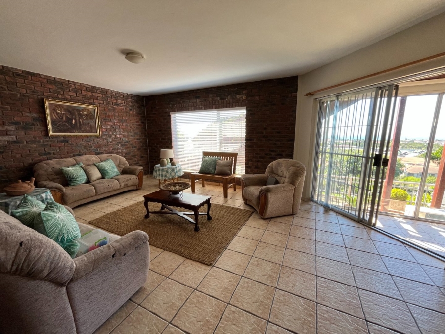 4 Bedroom Property for Sale in Hartenbos Heuwels Western Cape